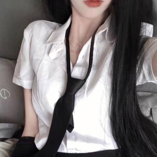强尼不是我 海报